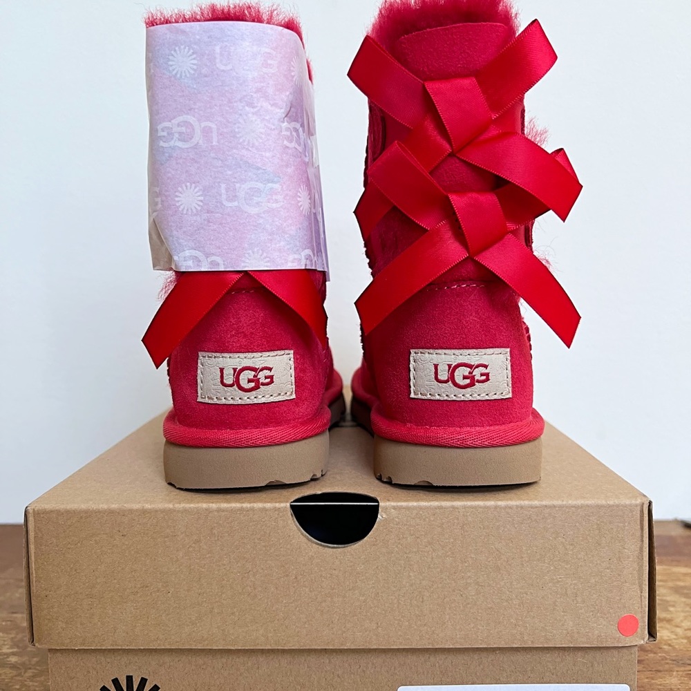 Ugg Bailey Bow II